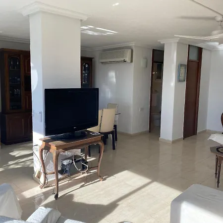 Homely Vistalegre Apartment